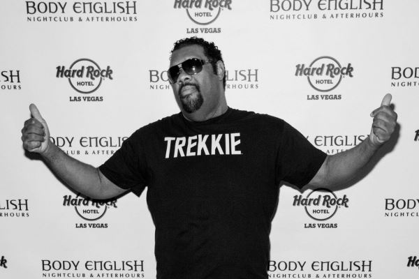 Рэпер Fatman Scoop упал в обморок на концерте в Коннектикуте в США и умер